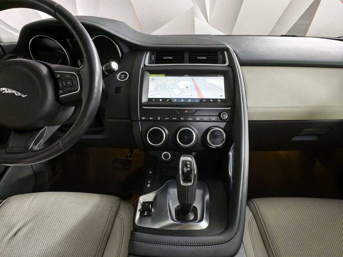 Jaguar E-Pace с пробегом — 2018 год. Фото: #10