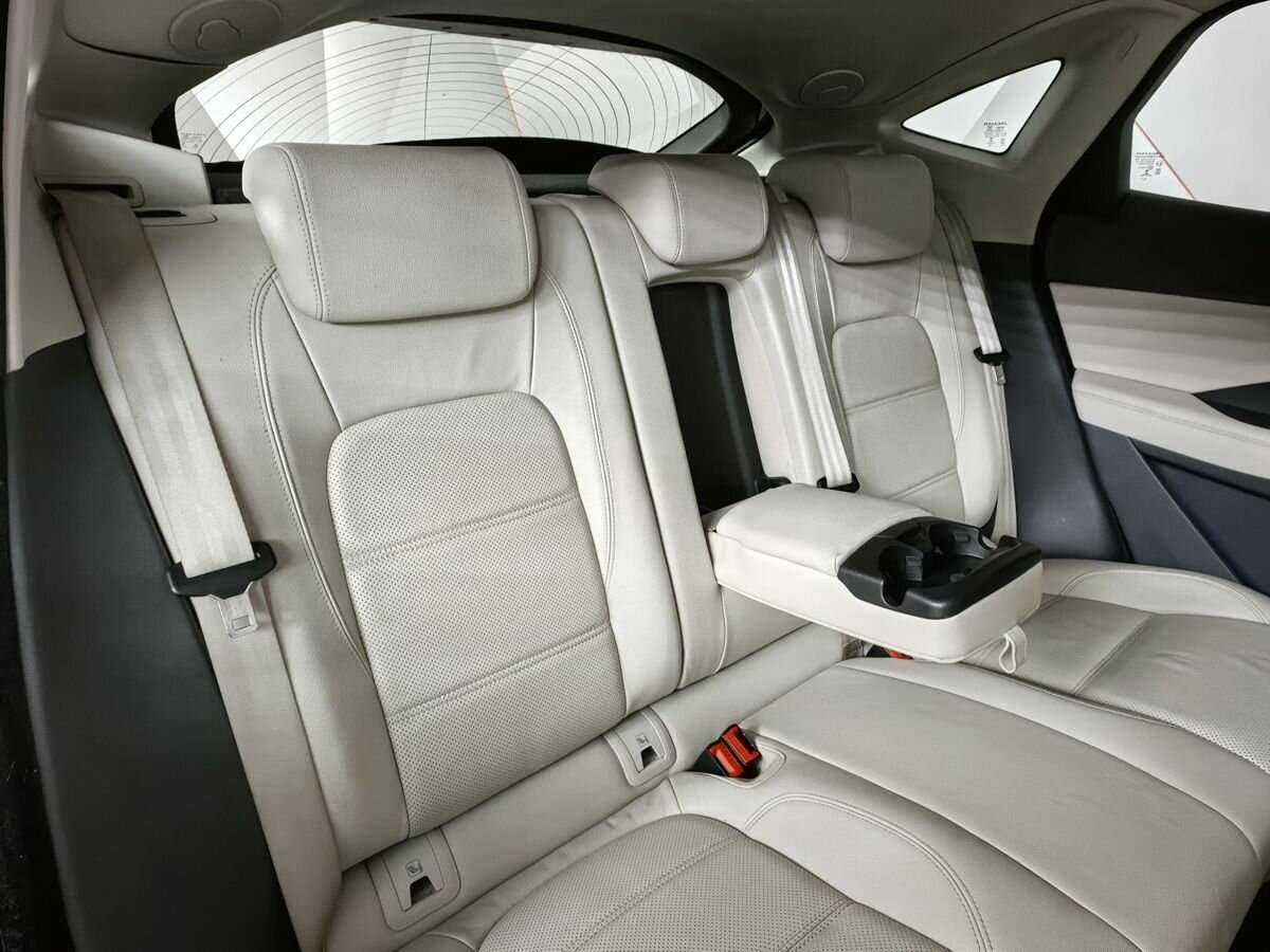 Jaguar E-Pace с пробегом — 2018 год. Фото: #12