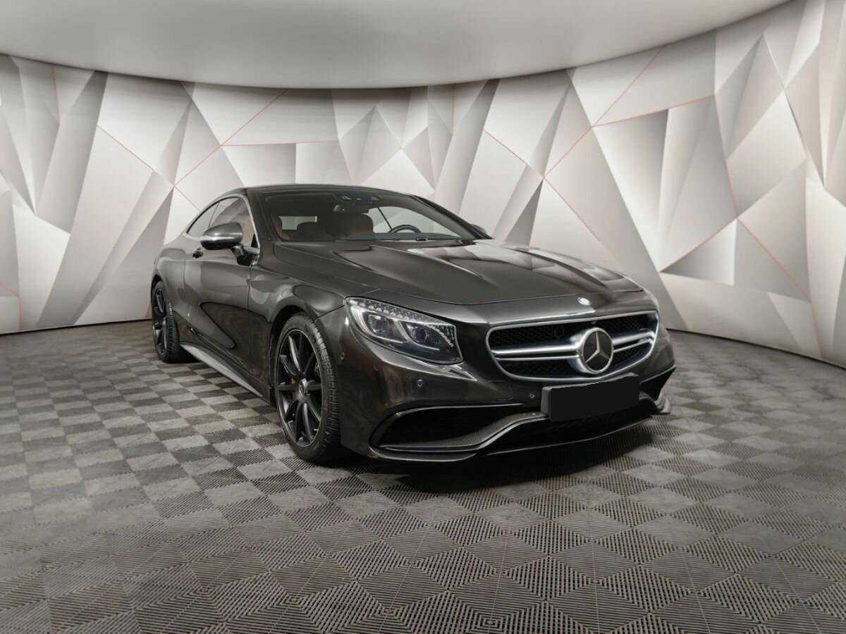 Mercedes-Benz S-Класс AMG с пробегом — 2015 год. Фото: #2