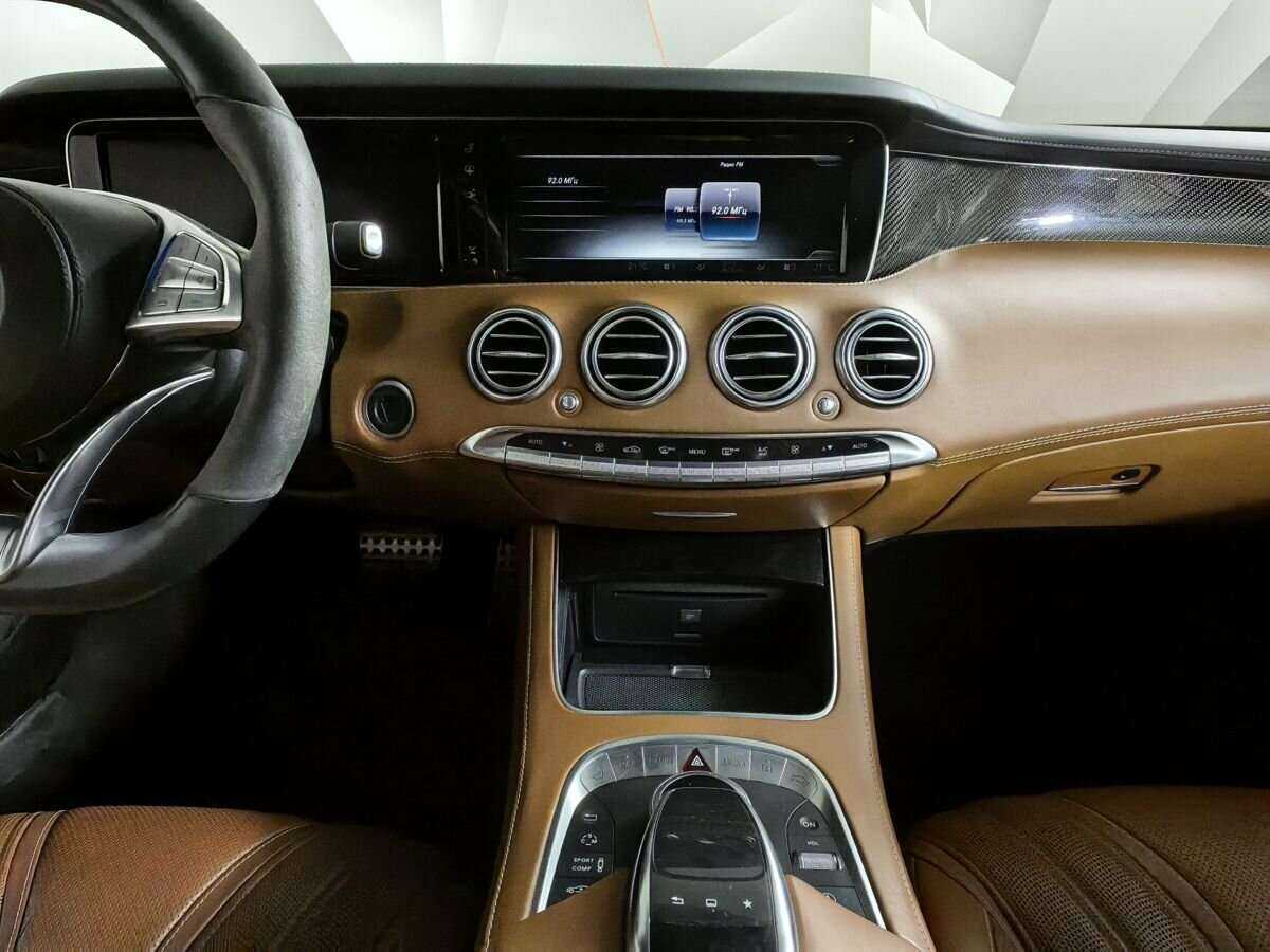 Mercedes-Benz S-Класс AMG с пробегом — 2015 год. Фото: #10