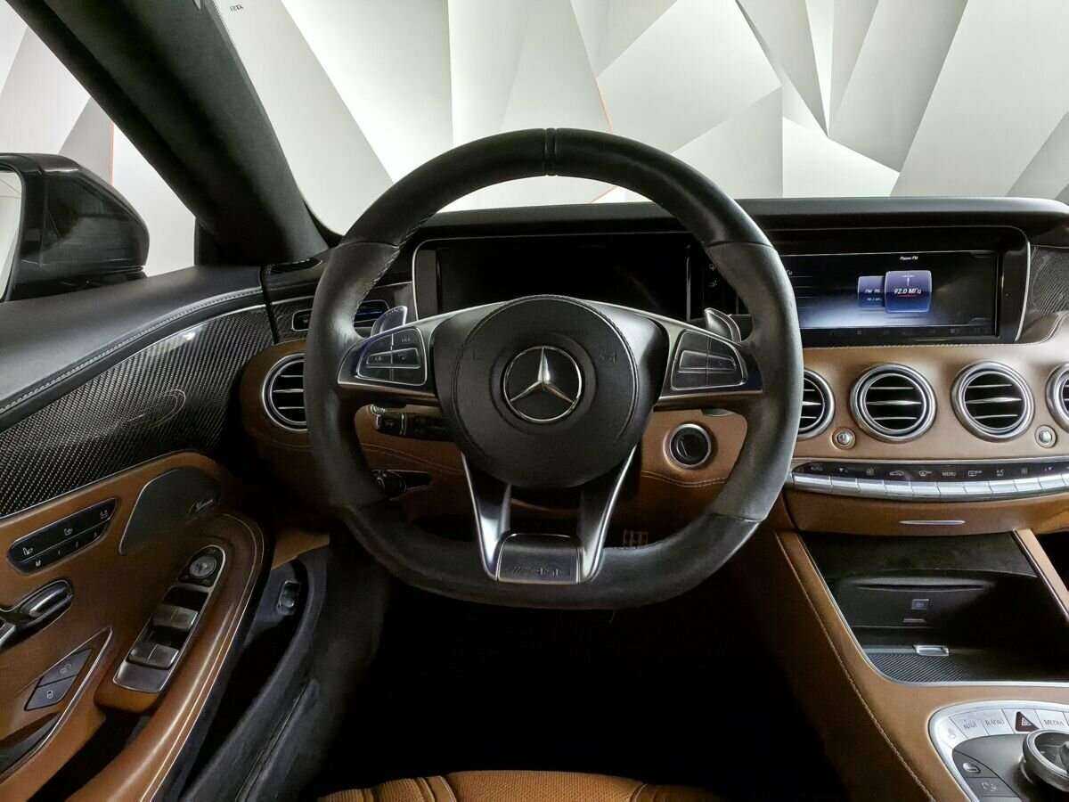 Mercedes-Benz S-Класс AMG с пробегом — 2015 год. Фото: #14