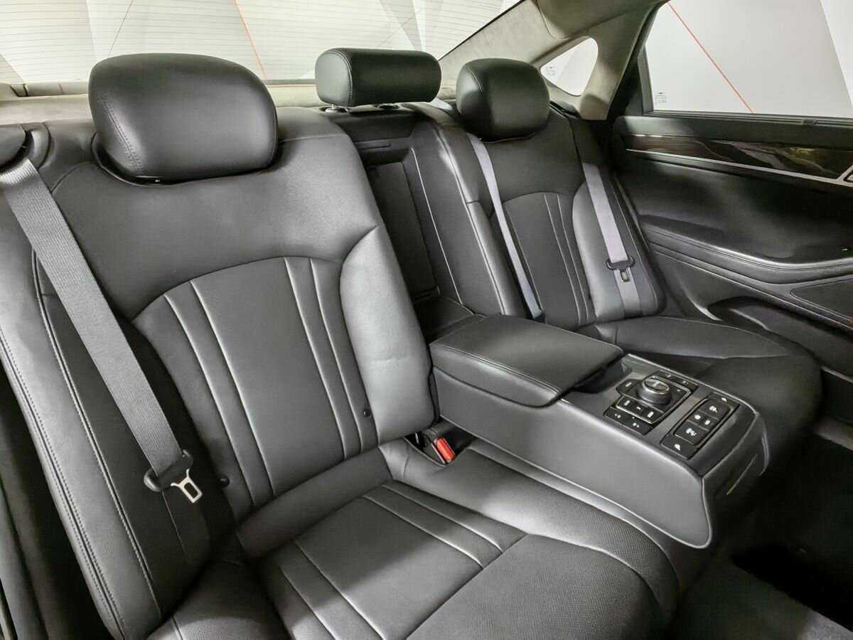 Genesis G80 с пробегом — 2018 год. Фото: #12