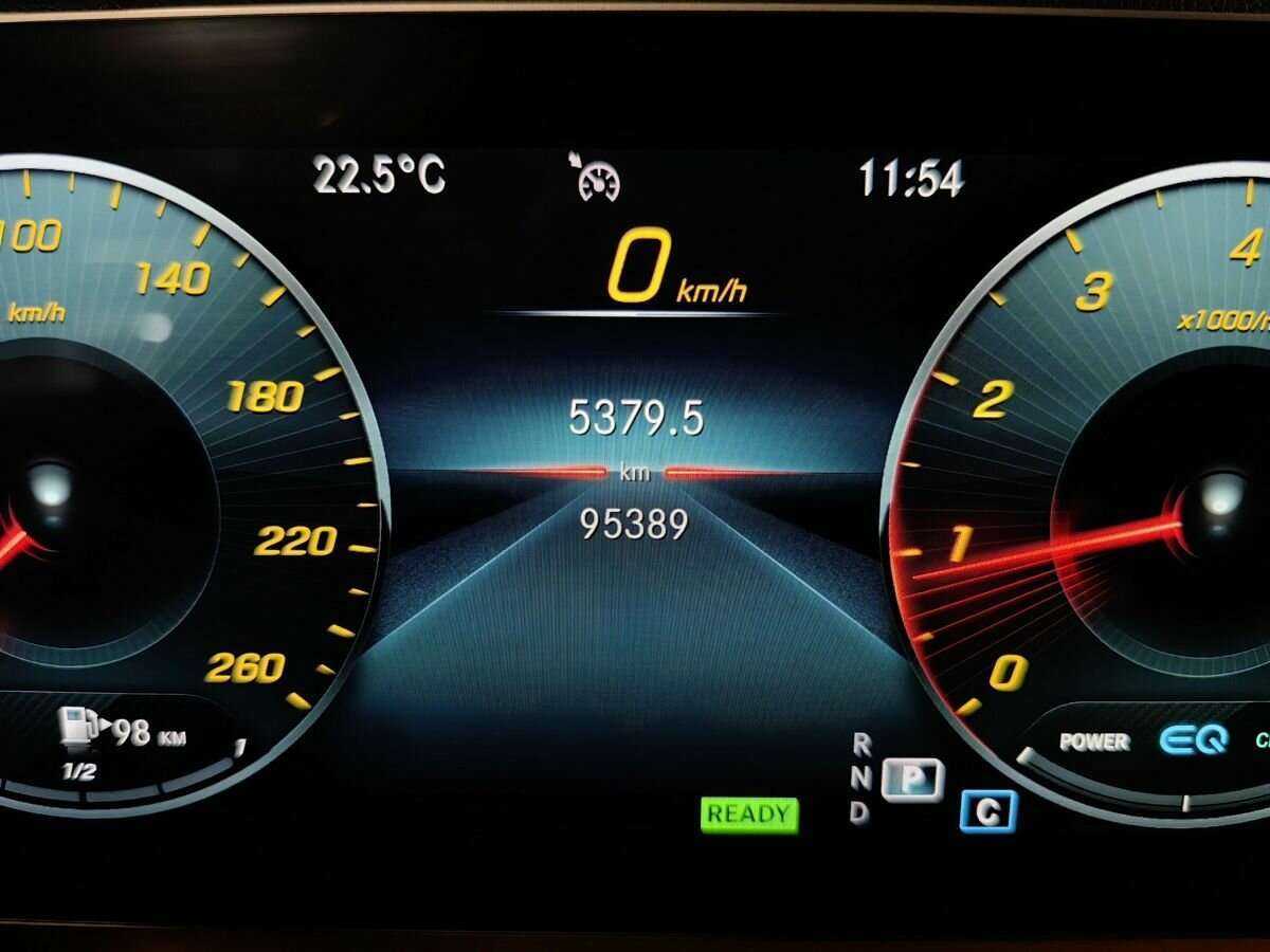 Mercedes-Benz GLE с пробегом — 2018 год. Фото: #16