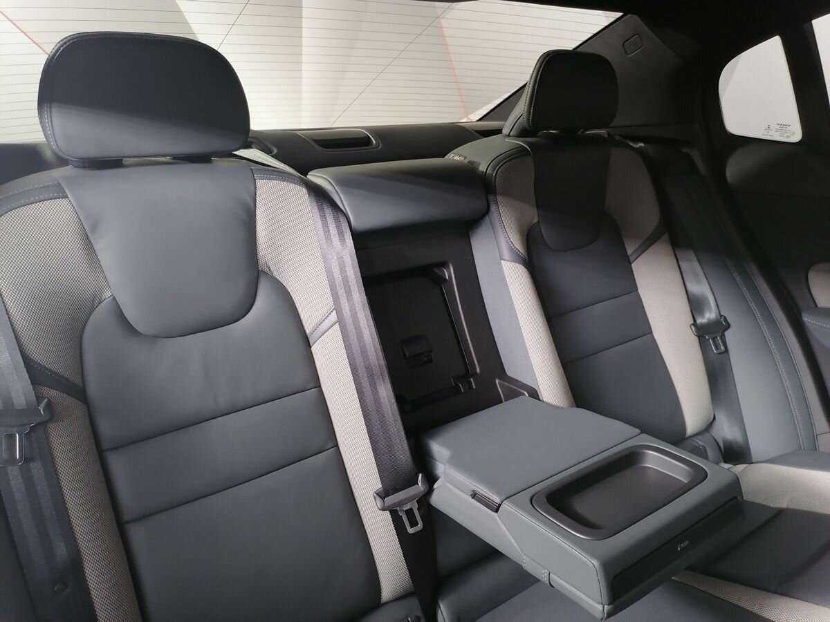 Volvo S60 с пробегом — 2020 год. Фото: #12