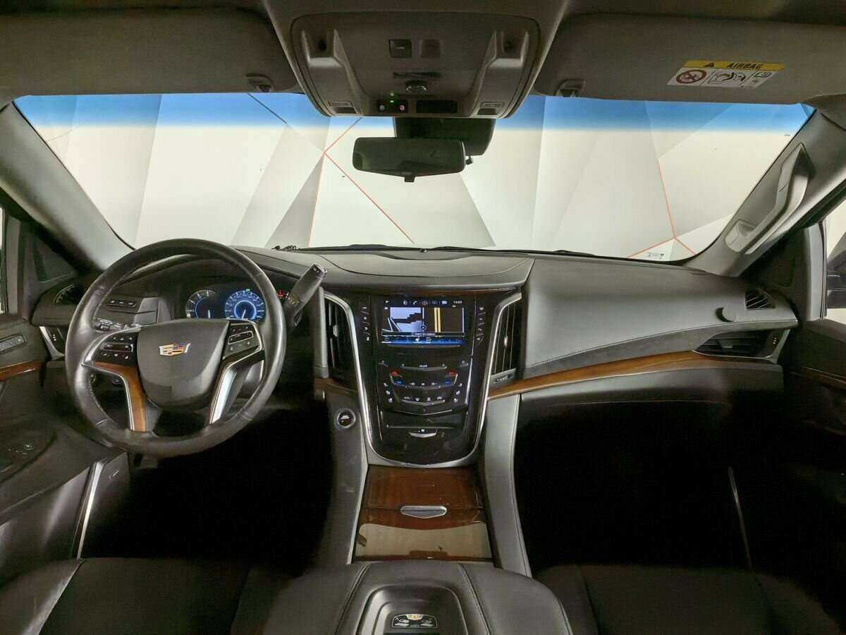 Cadillac Escalade с пробегом — 2019 год. Фото: #9