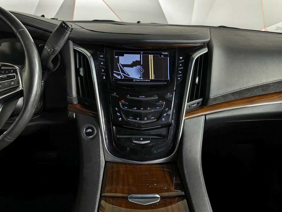 Cadillac Escalade с пробегом — 2019 год. Фото: #10