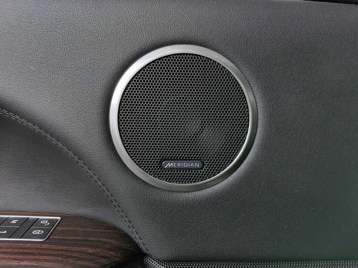 Land Rover Range Rover с пробегом — 2017 год. Фото: #17