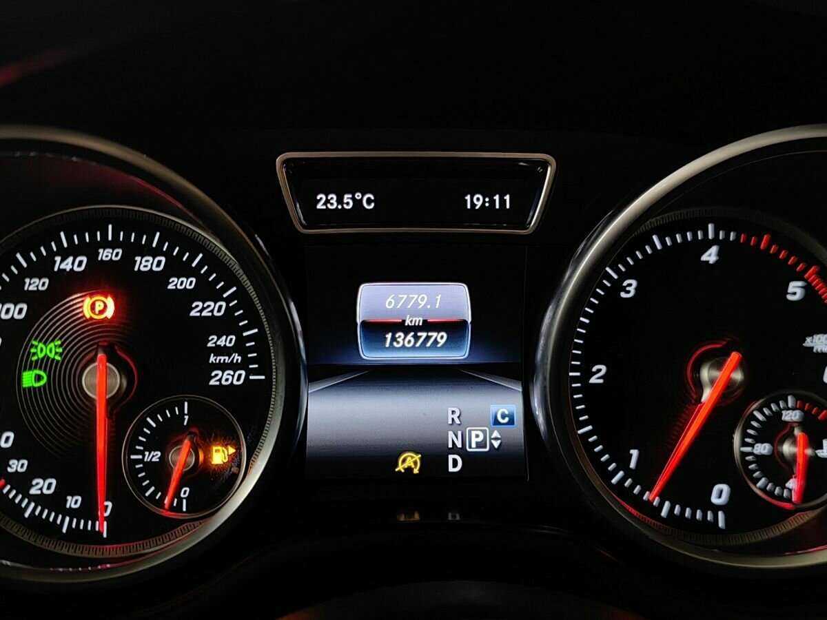 Mercedes-Benz GLE Coupe с пробегом — 2017 год. Фото: #15