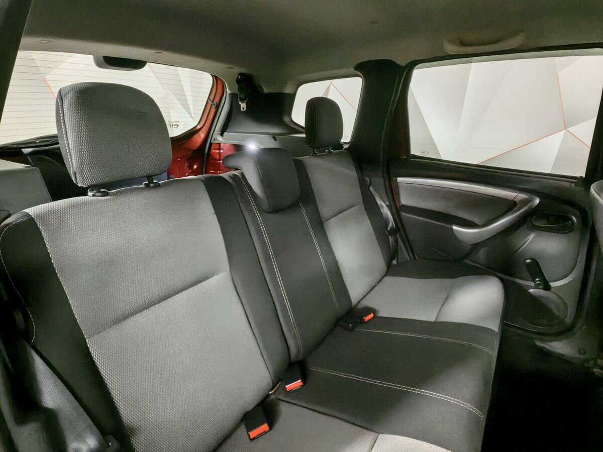 Renault Duster с пробегом — 2013 год. Фото: #9