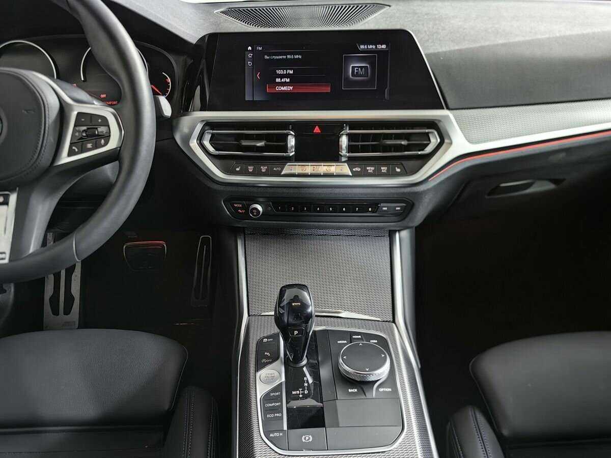 BMW 3 серии с пробегом — 2020 год. Фото: #10