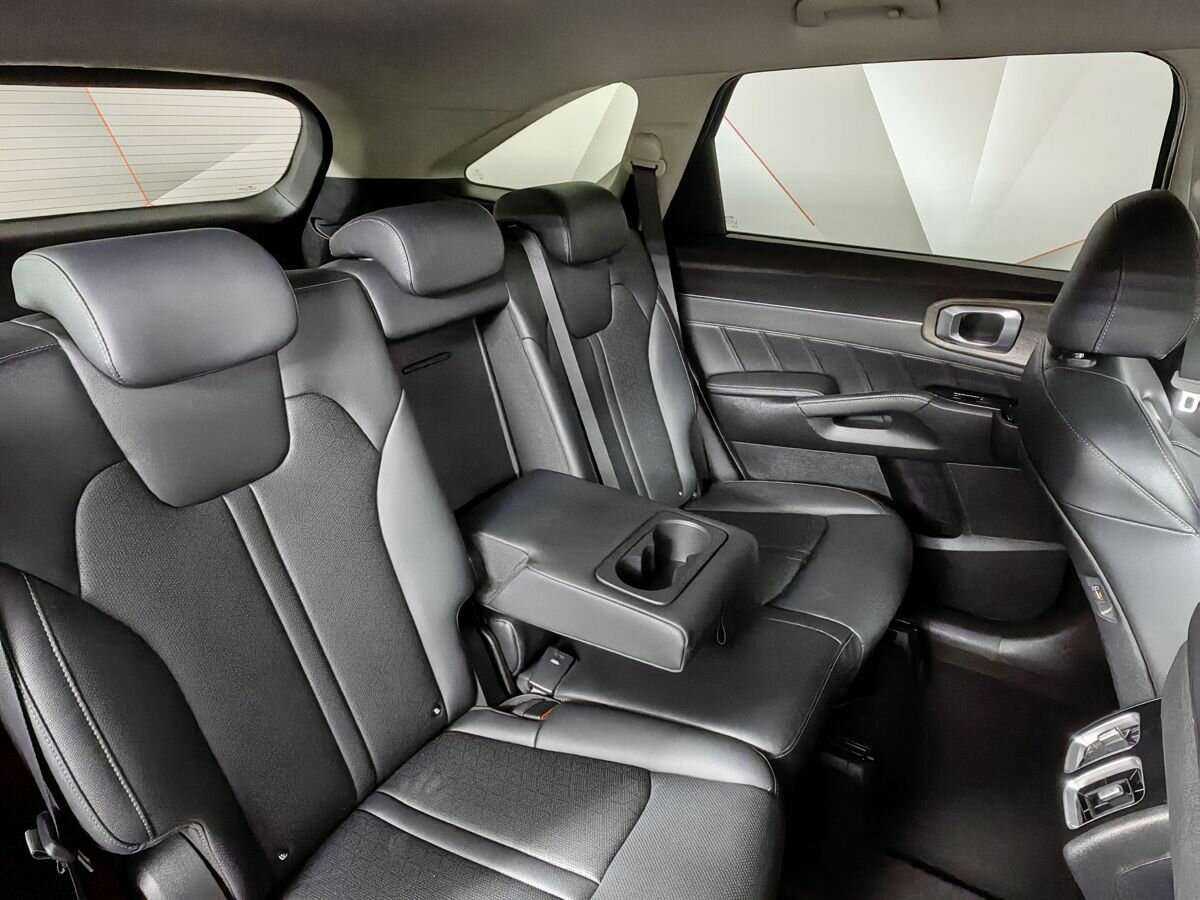 Kia Sorento с пробегом — 2021 год. Фото: #12
