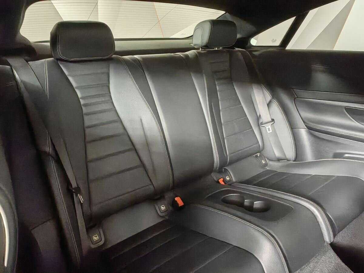 Mercedes-Benz E-Класс с пробегом — 2020 год. Фото: #13