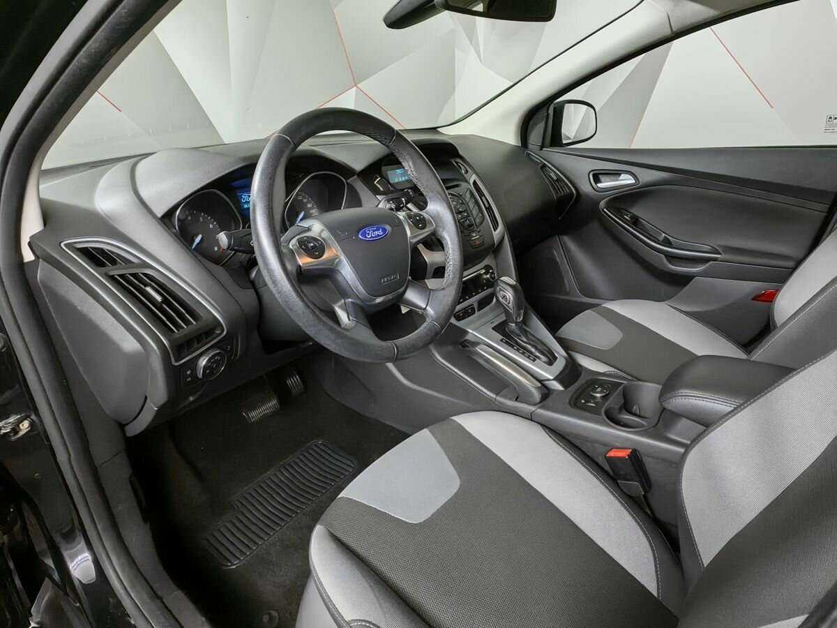 Ford Focus с пробегом — 2012 год. Фото: #13