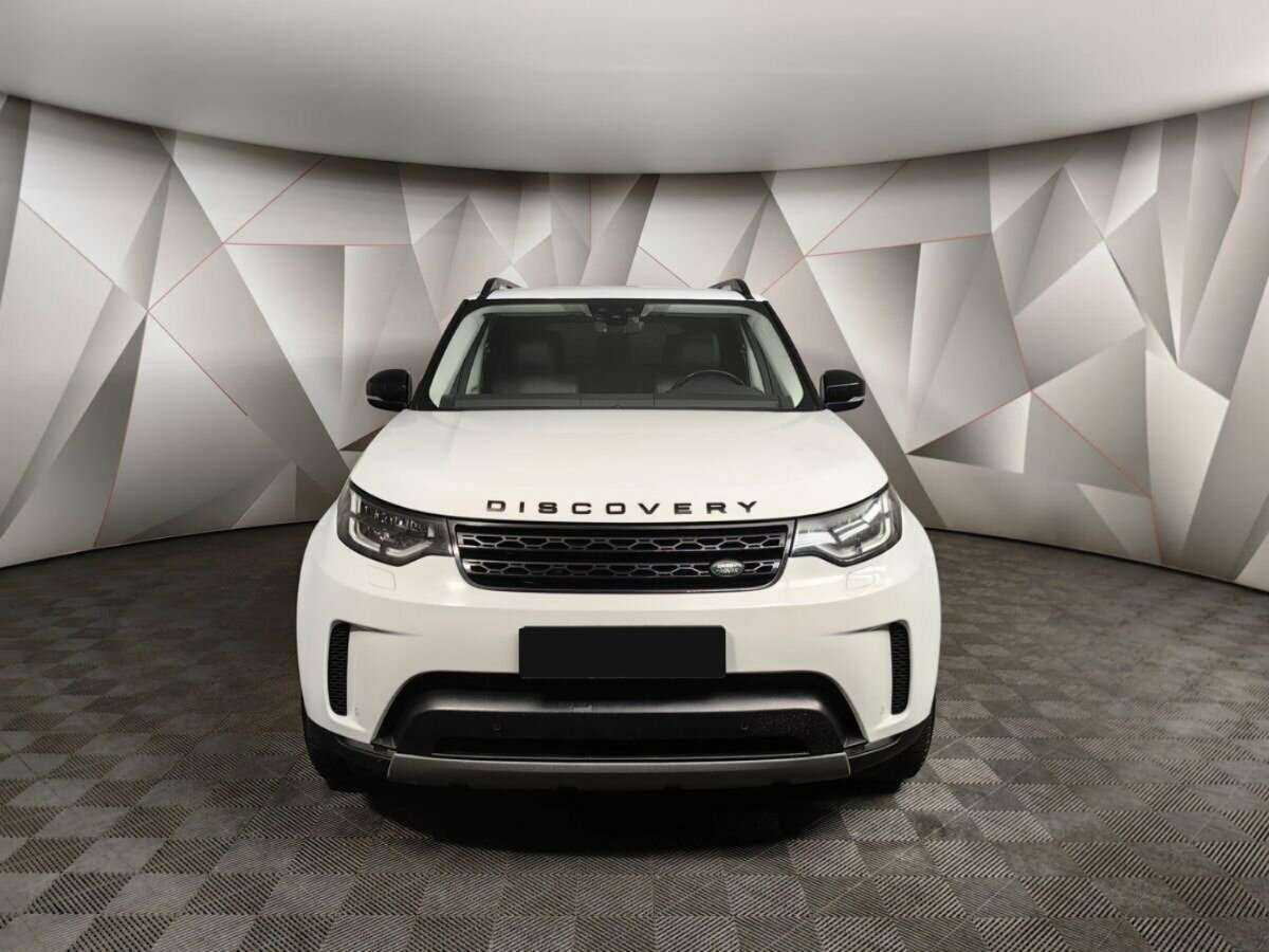 Land Rover Discovery с пробегом — 2018 год. Фото: #6