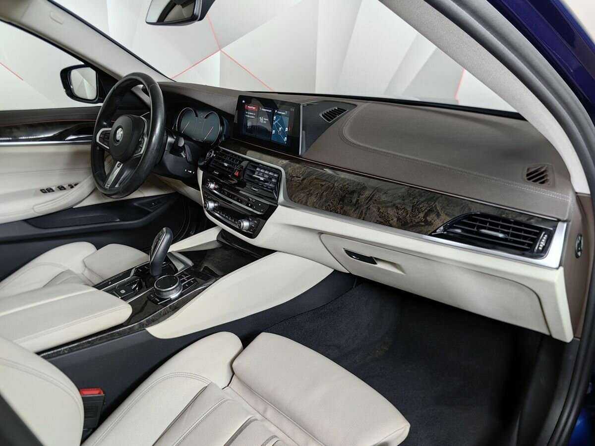 BMW 5 серии с пробегом — 2017 год. Фото: #8