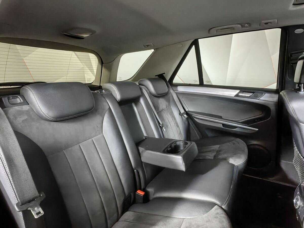 Mercedes-Benz M-Класс с пробегом — 2007 год. Фото: #12