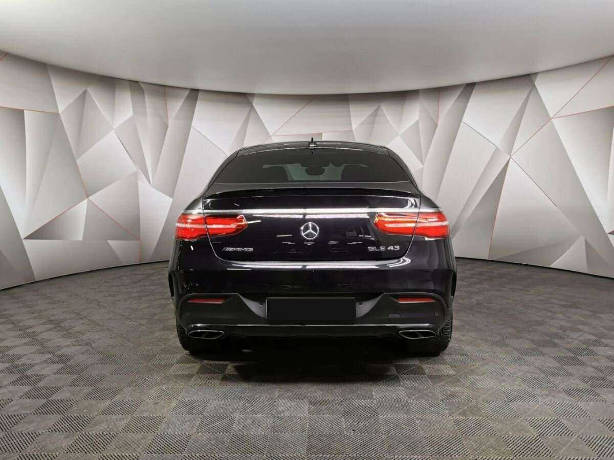 Mercedes-Benz GLE Coupe AMG с пробегом — 2018 год. Фото: #7