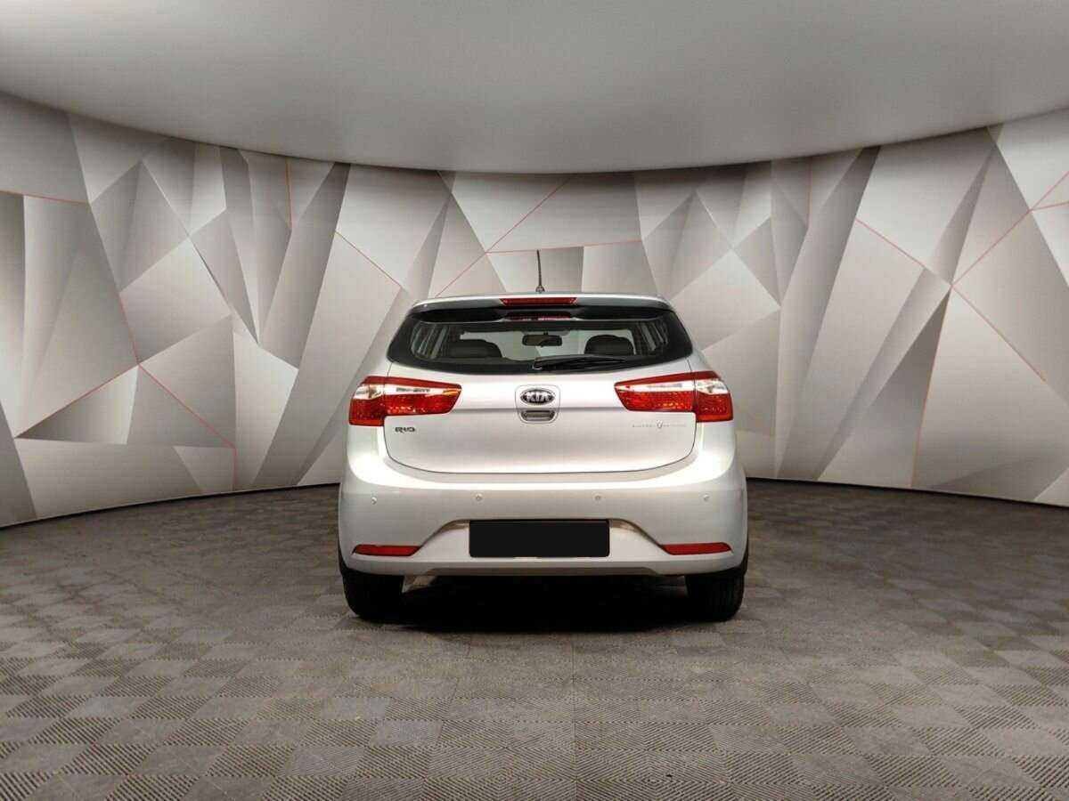 Kia Rio с пробегом — 2014 год. Фото: #7