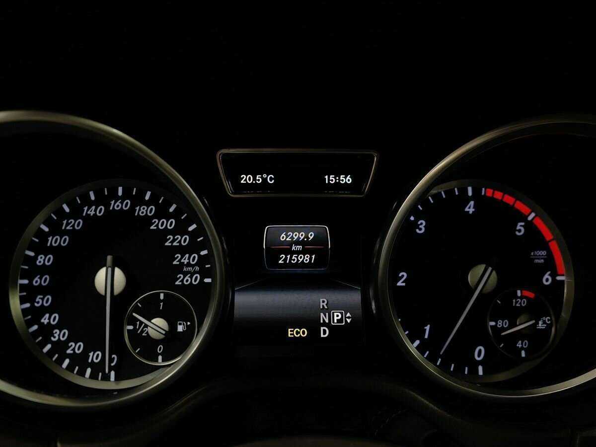 Mercedes-Benz GL-Класс с пробегом — 2015 год. Фото: #16