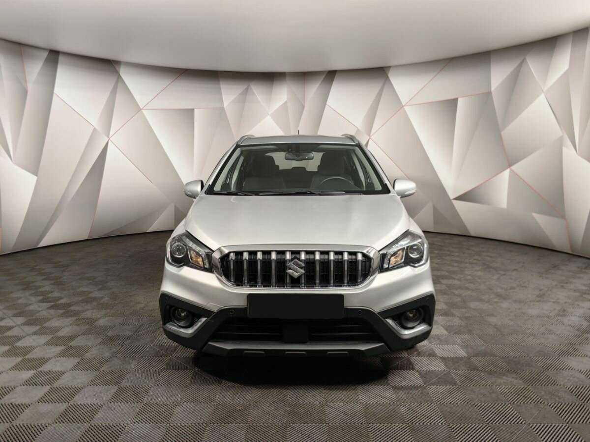 Suzuki SX4 с пробегом — 2021 год. Фото: #6