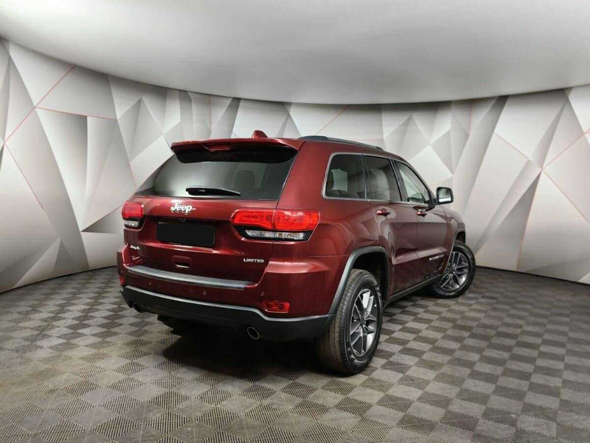 Jeep Grand Cherokee с пробегом — 2018 год. Фото: #1