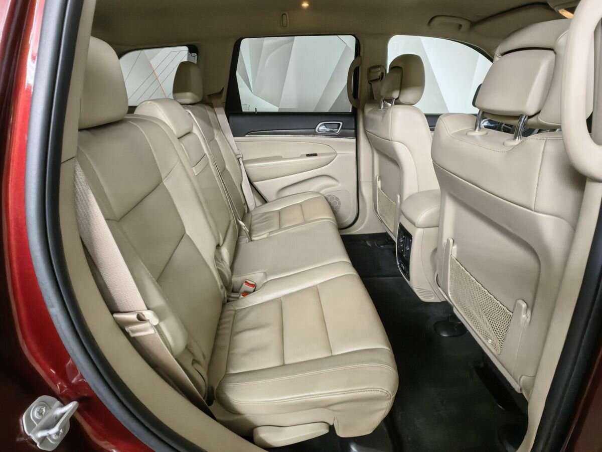 Jeep Grand Cherokee с пробегом — 2018 год. Фото: #11