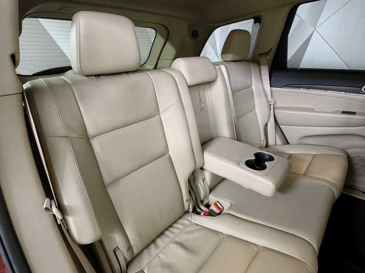 Jeep Grand Cherokee с пробегом — 2018 год. Фото: #12