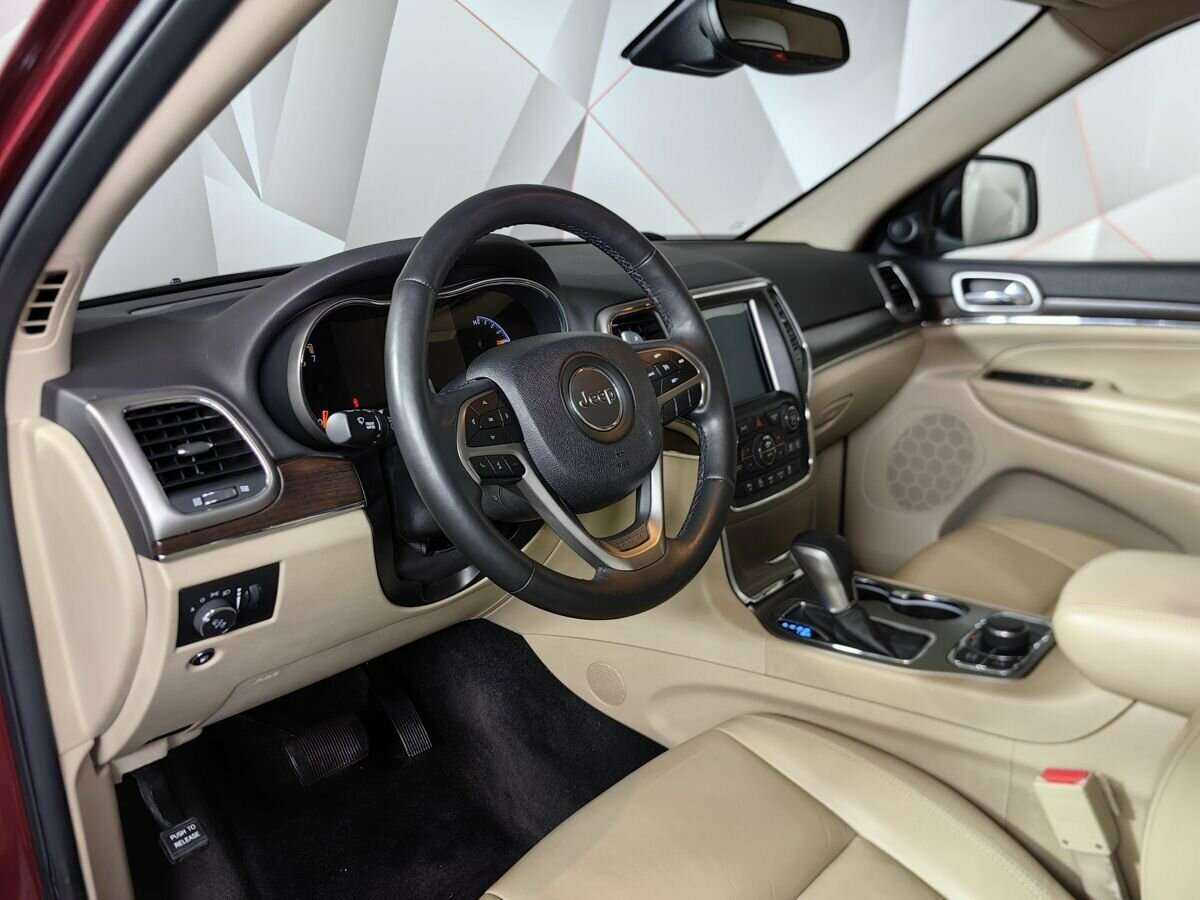 Jeep Grand Cherokee с пробегом — 2018 год. Фото: #13
