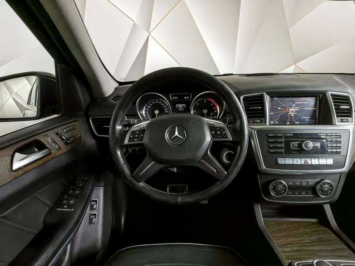 Mercedes-Benz GL-Класс с пробегом — 2013 год. Фото: #14