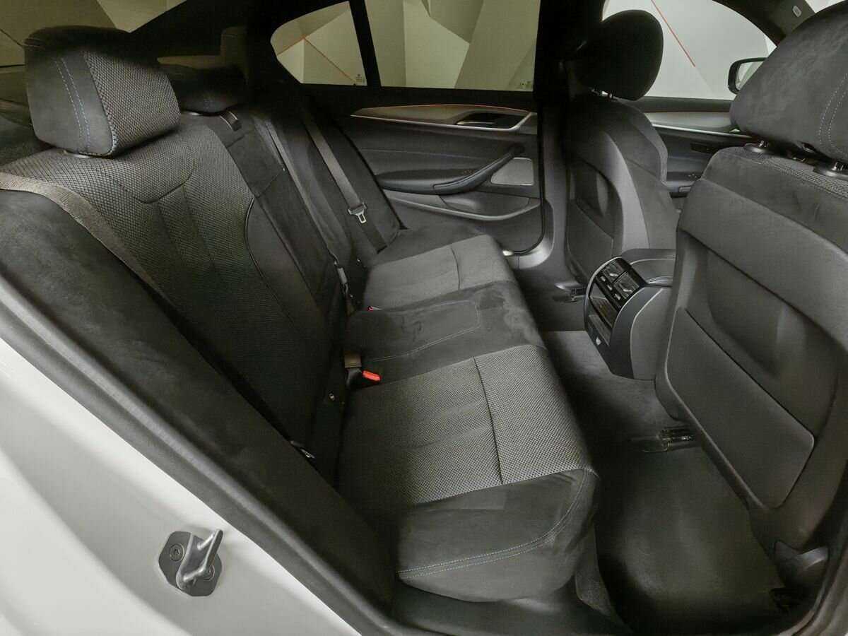 BMW 5 серии с пробегом — 2019 год. Фото: #9