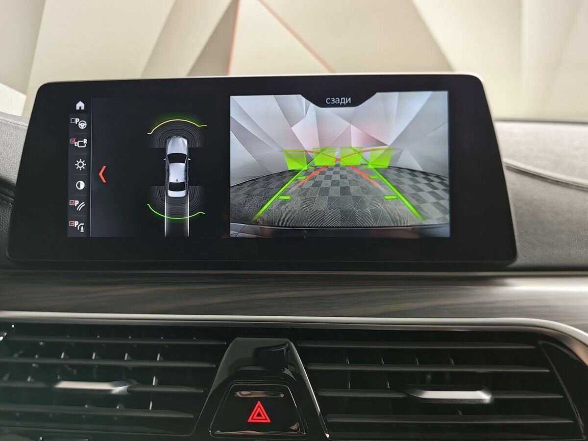 BMW 5 серии с пробегом — 2018 год. Фото: #11