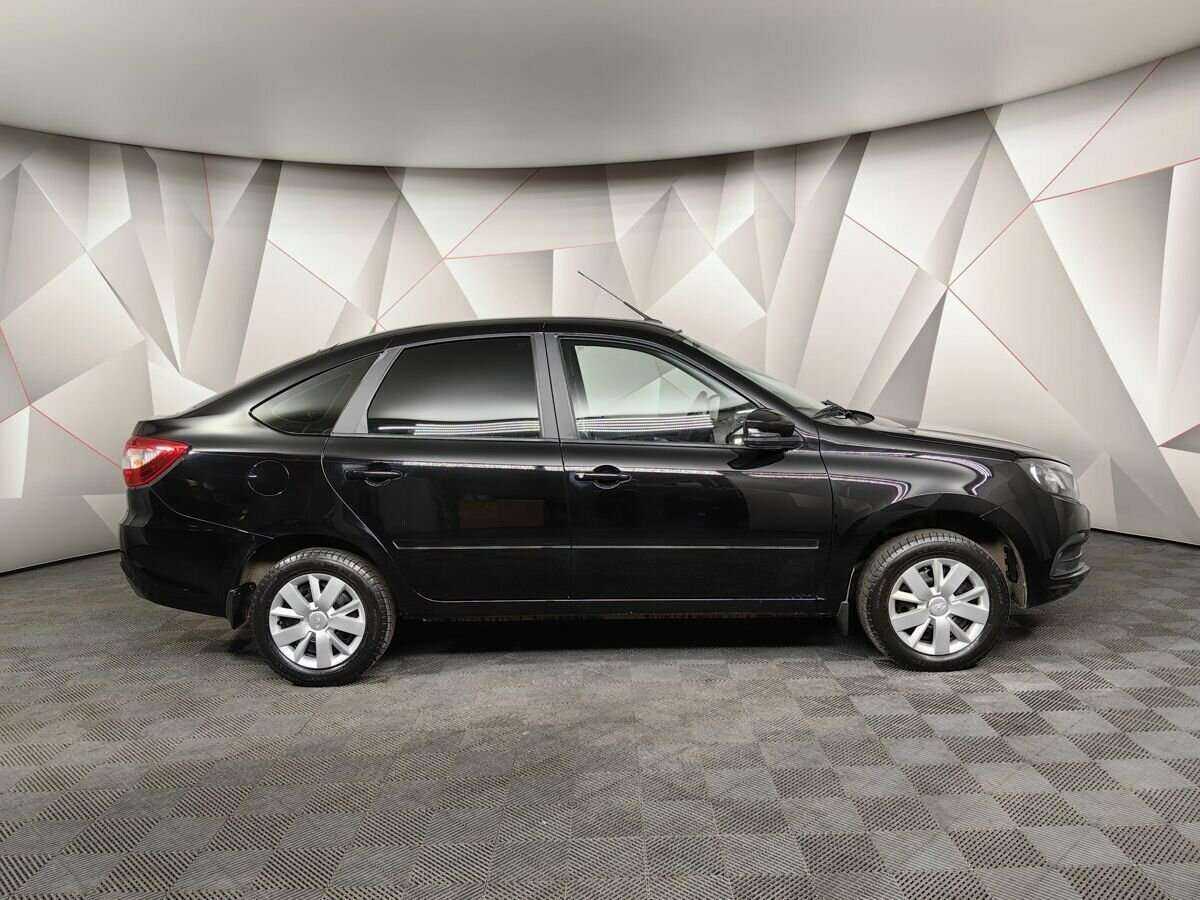 Lada (ВАЗ) Granta с пробегом — 2022 год. Фото: #5