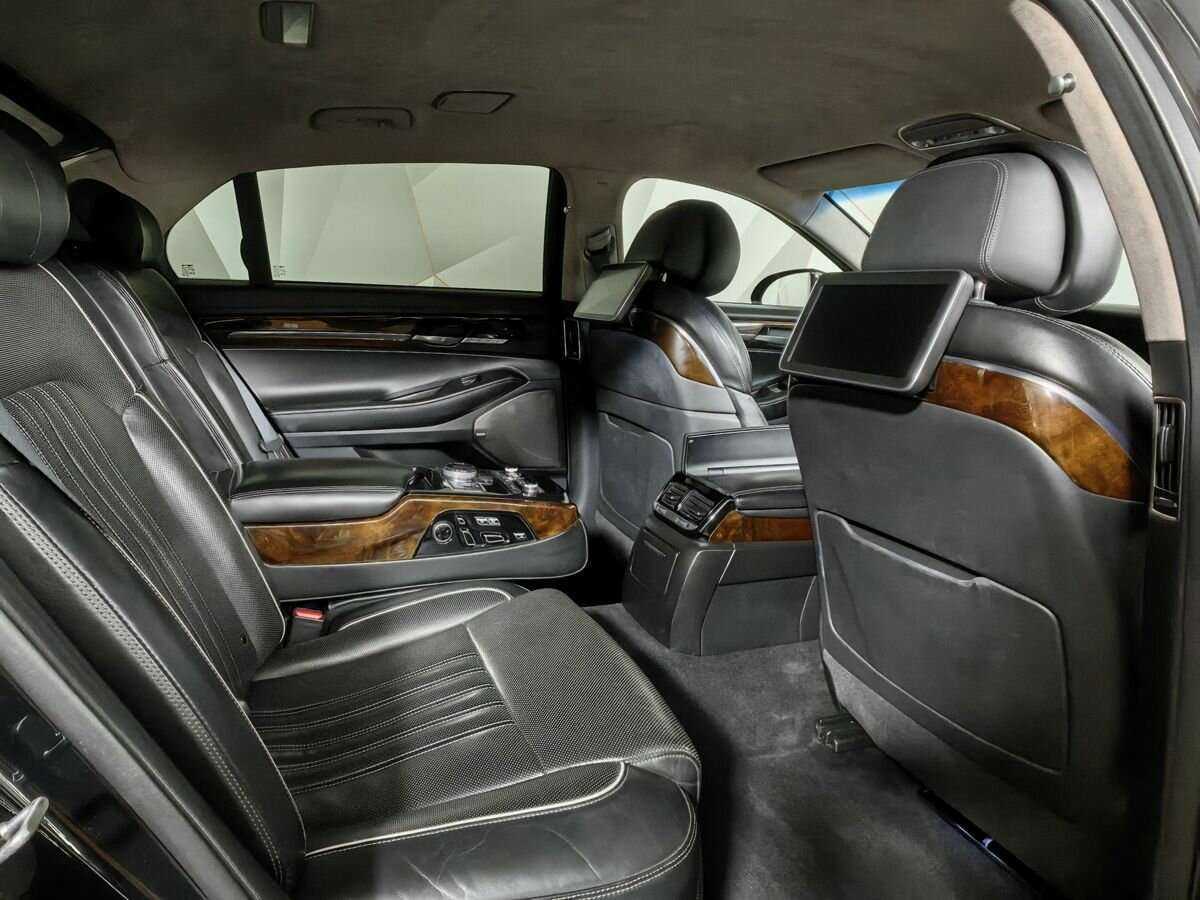 Genesis G90 с пробегом — 2016 год. Фото: #11