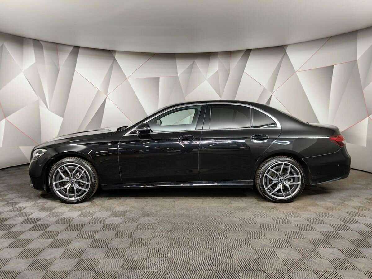 Mercedes-Benz E-Класс с пробегом — 2021 год. Фото: #4