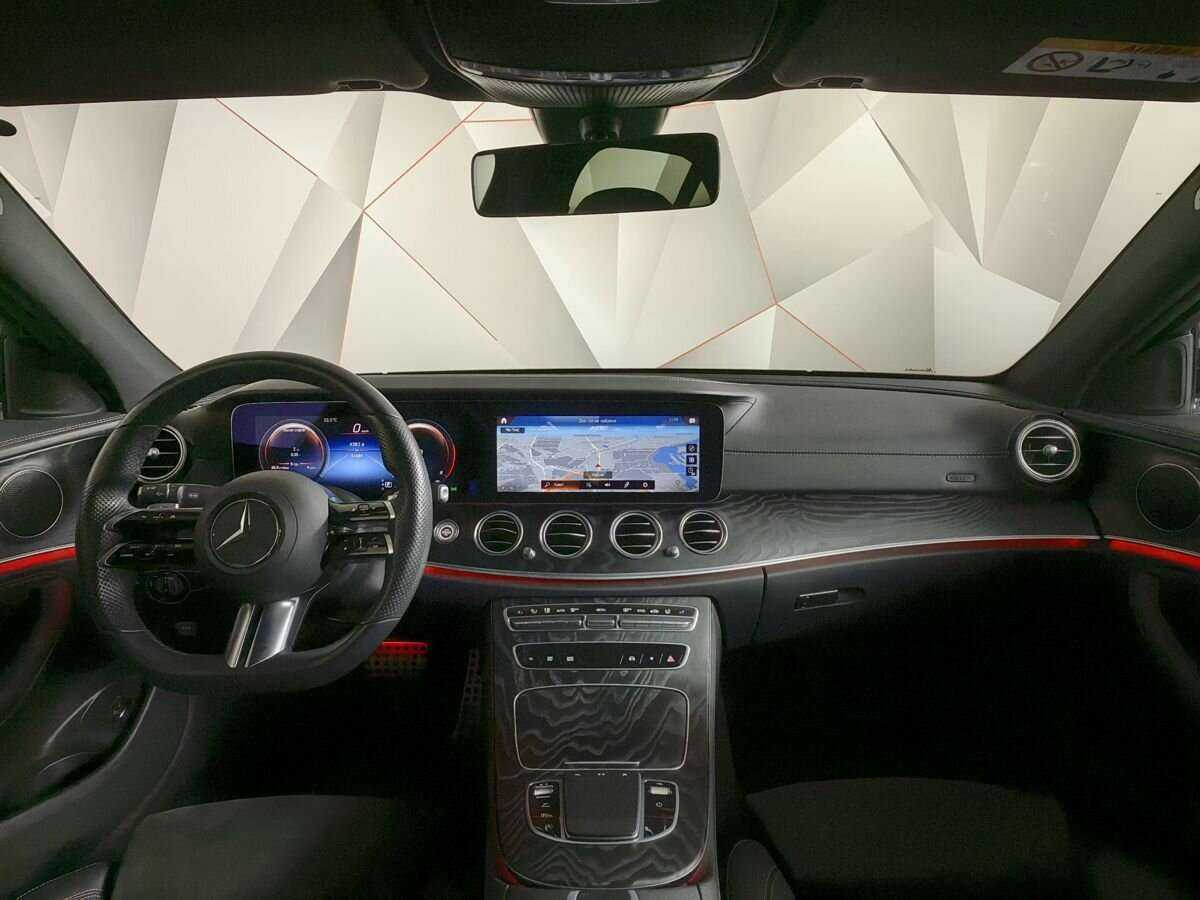 Mercedes-Benz E-Класс с пробегом — 2021 год. Фото: #9