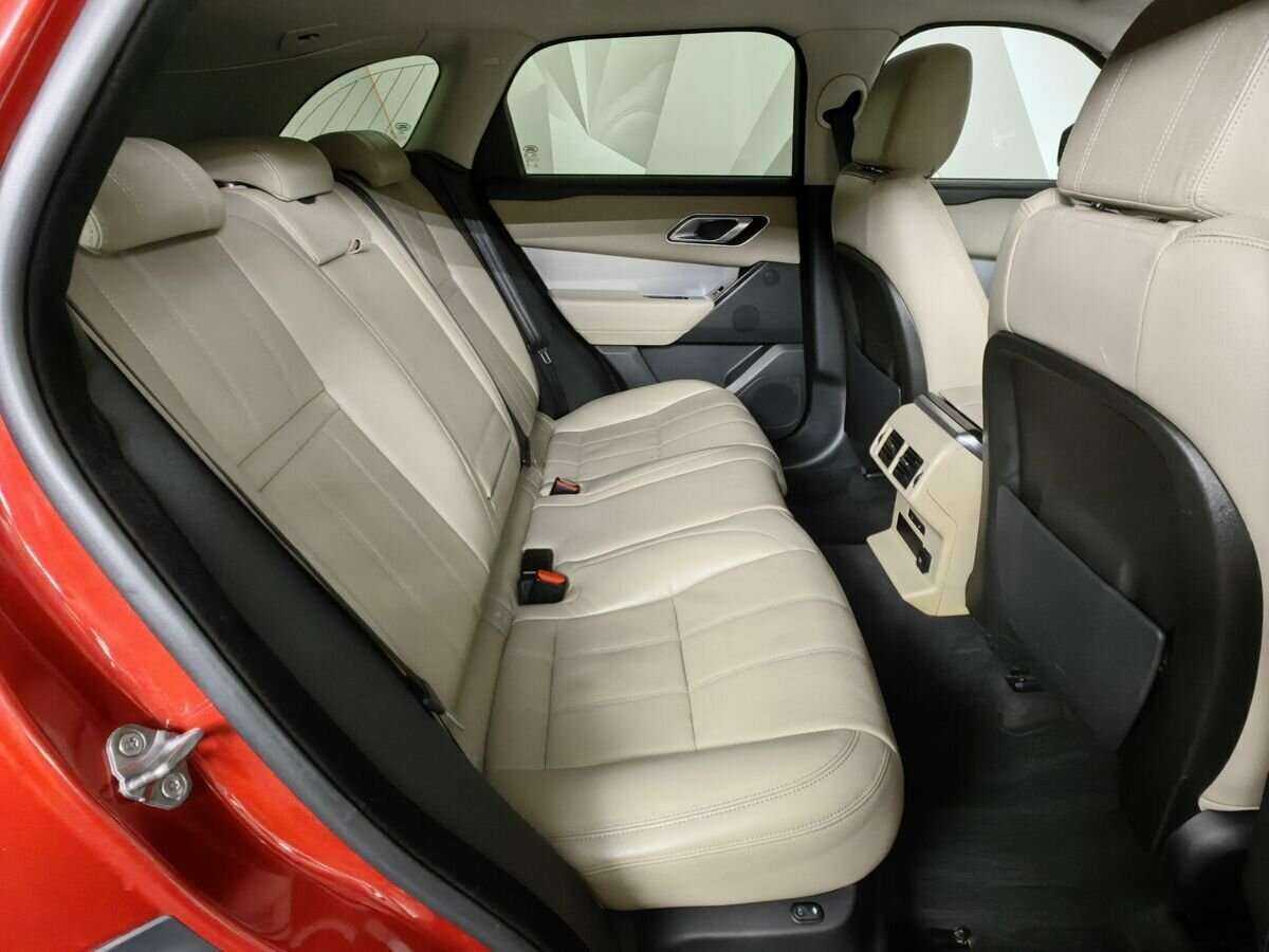 Land Rover Range Rover Velar с пробегом — 2018 год. Фото: #10