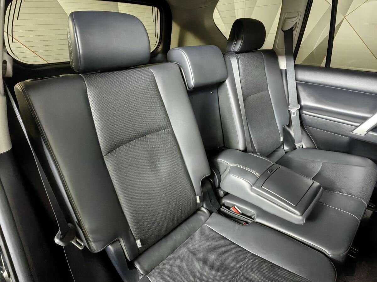 Toyota Land Cruiser Prado с пробегом — 2020 год. Фото: #10