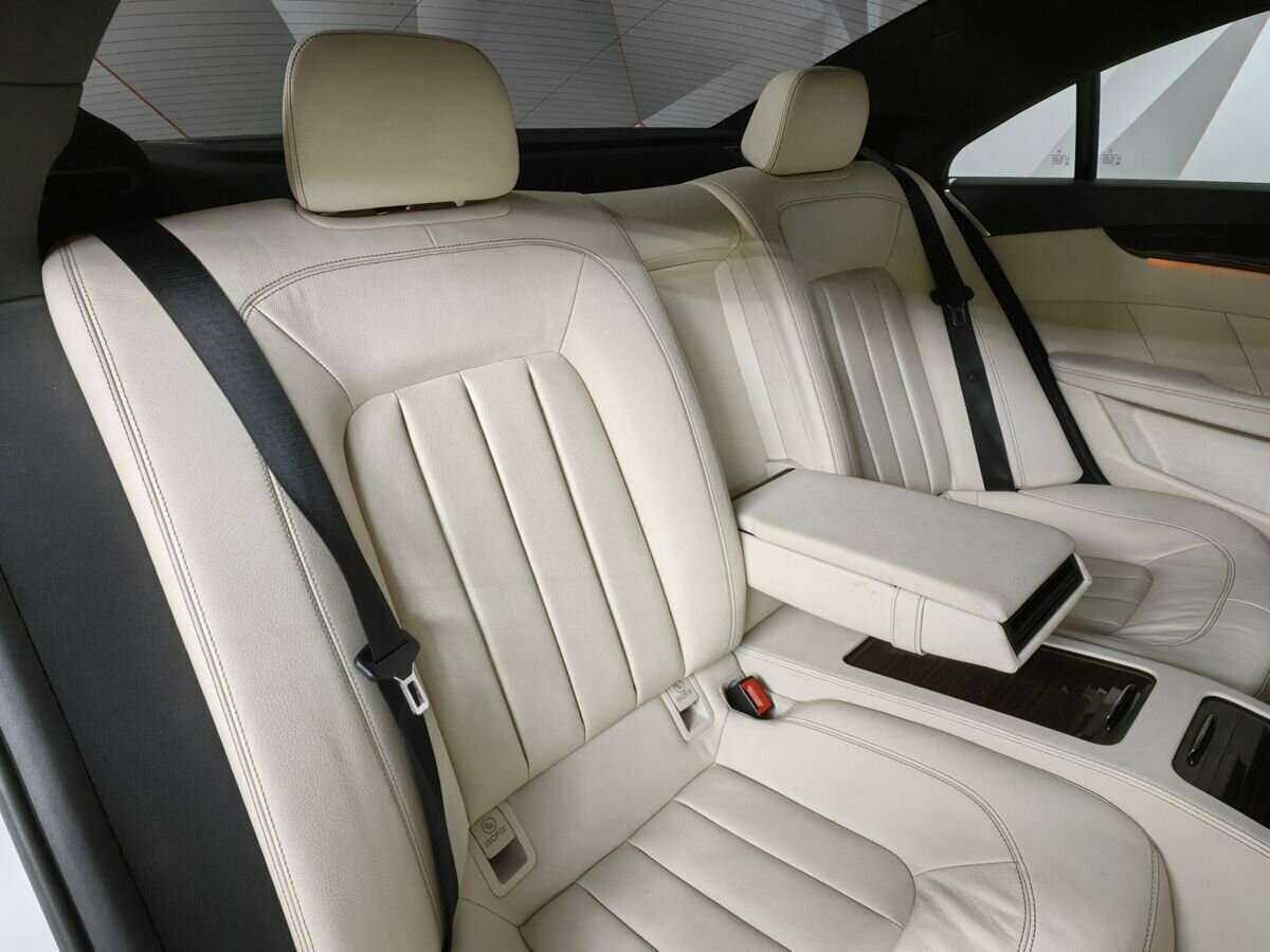 Mercedes-Benz CLS с пробегом — 2016 год. Фото: #10