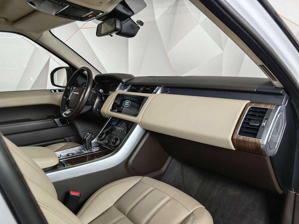 Land Rover Range Rover Sport с пробегом — 2019 год. Фото: #8