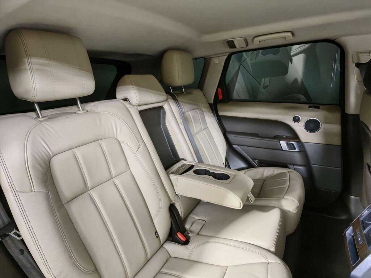 Land Rover Range Rover Sport с пробегом — 2019 год. Фото: #12