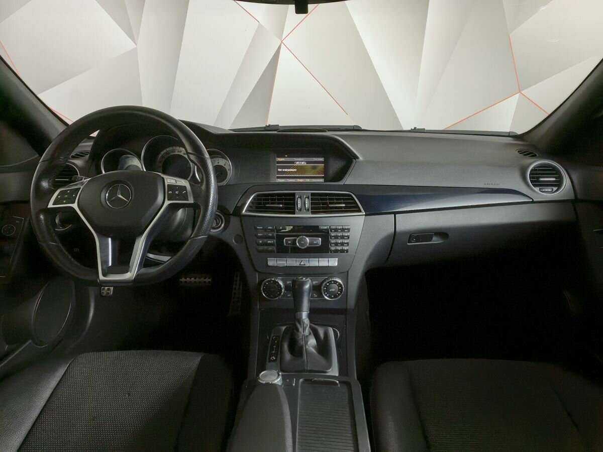 Mercedes-Benz C-Класс с пробегом — 2011 год. Фото: #9