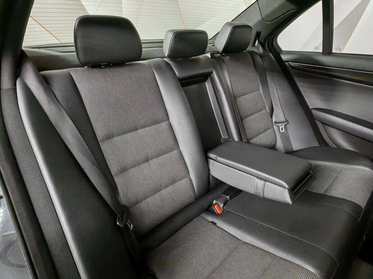 Mercedes-Benz C-Класс с пробегом — 2011 год. Фото: #12