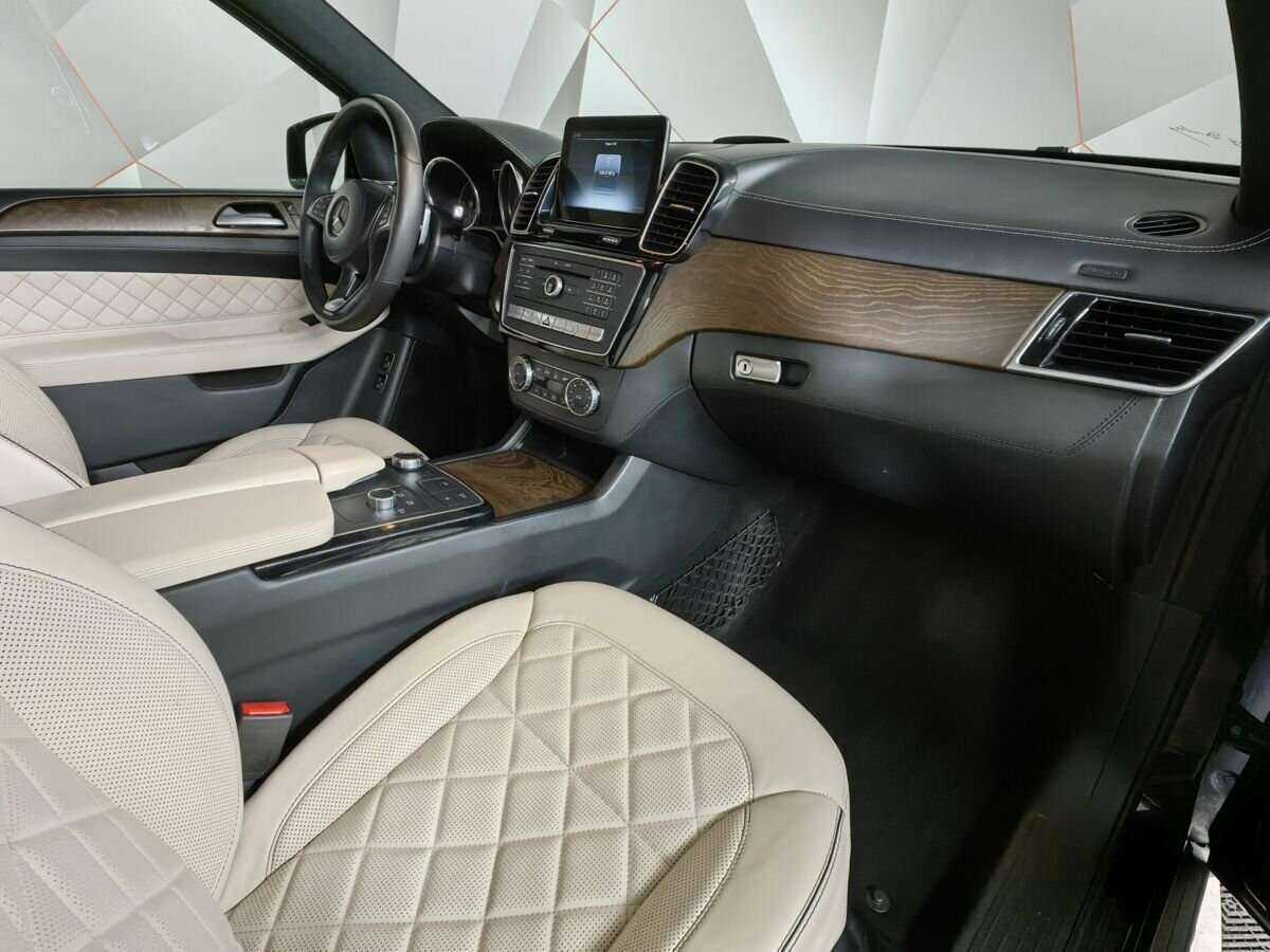 Mercedes-Benz GLS с пробегом — 2016 год. Фото: #8