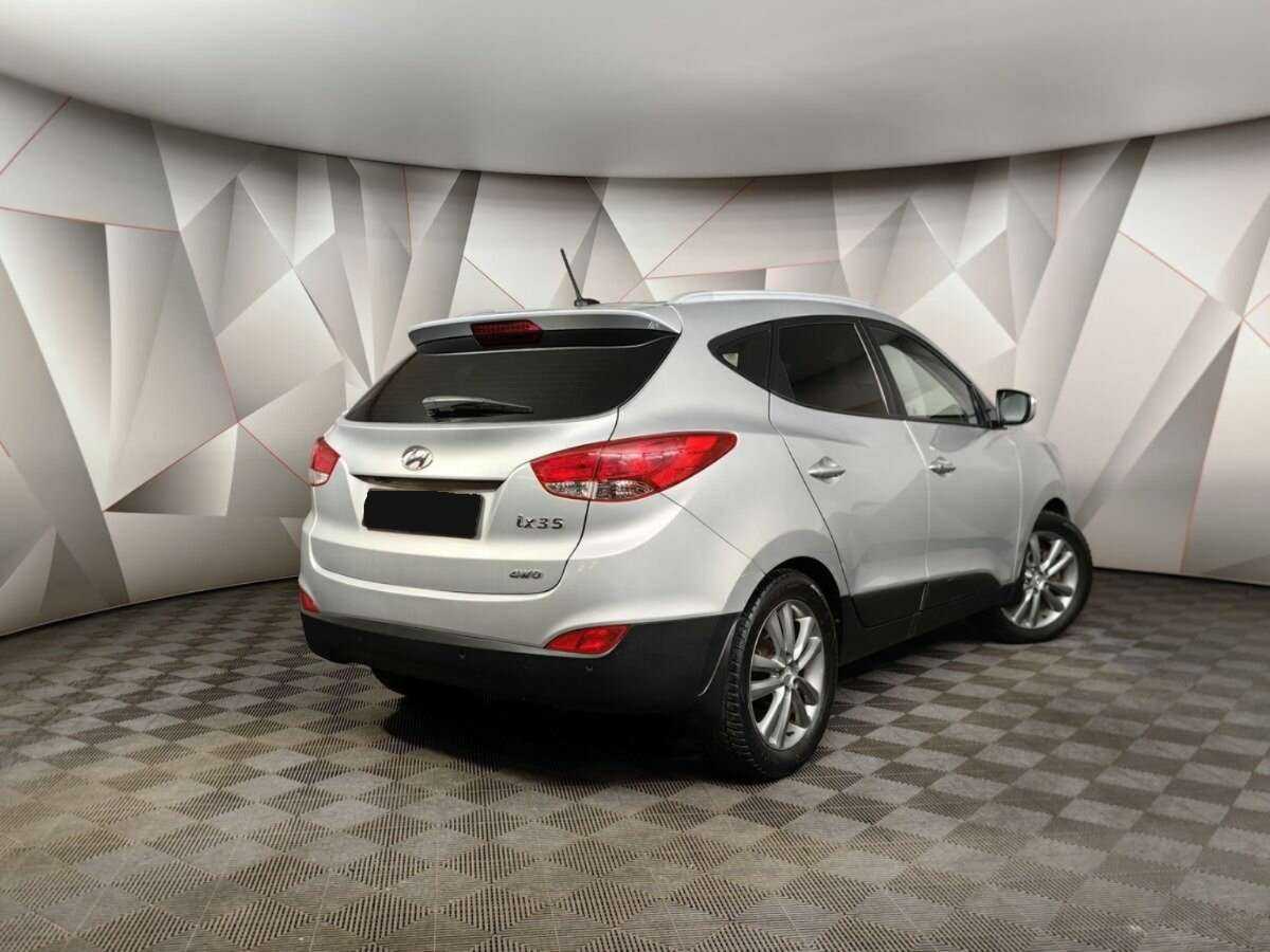 Hyundai ix35 с пробегом — 2010 год. Фото: #1