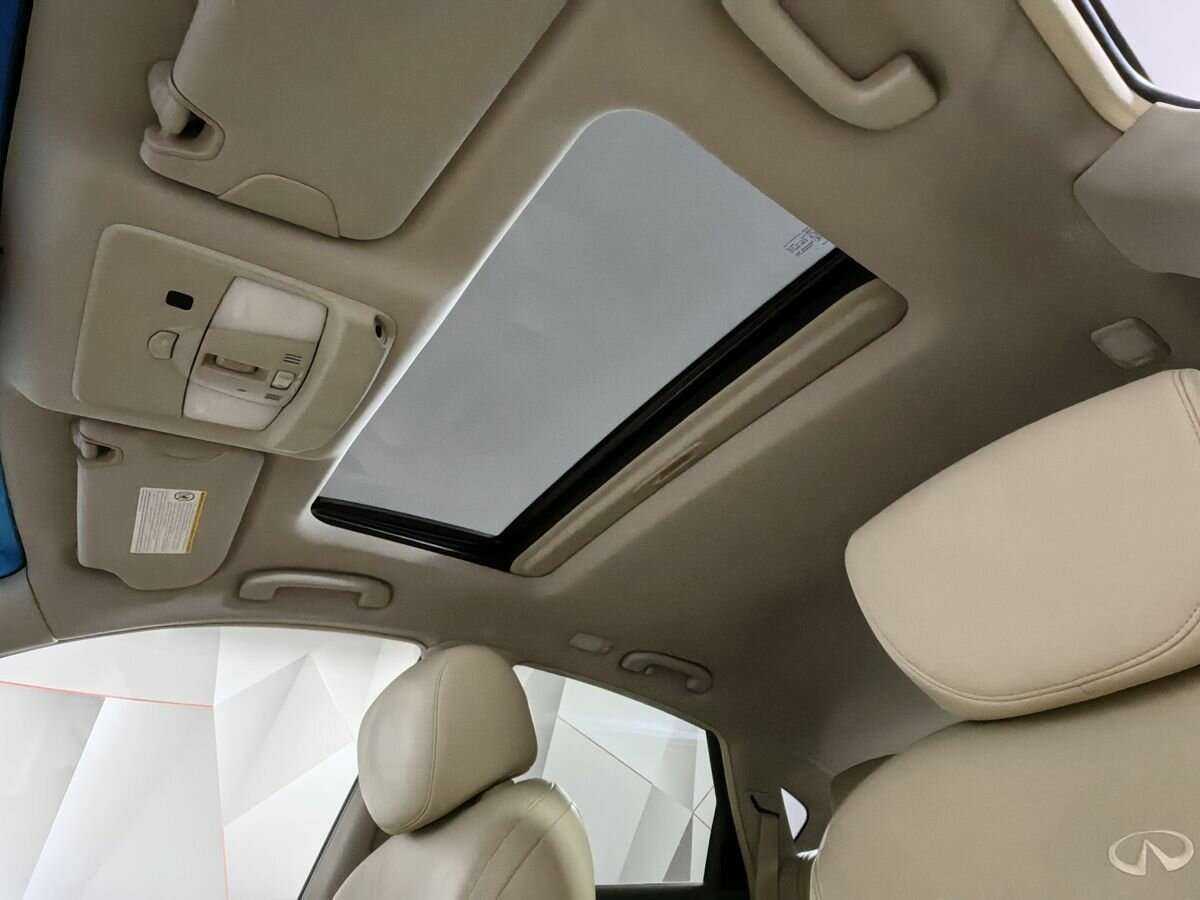 Infiniti EX с пробегом — 2012 год. Фото: #20