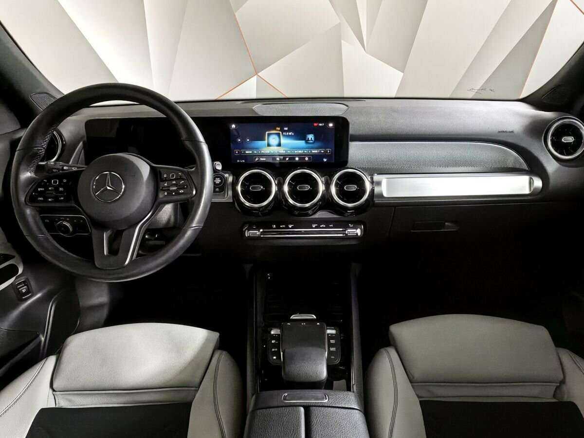 Mercedes-Benz GLB с пробегом — 2021 год. Фото: #9