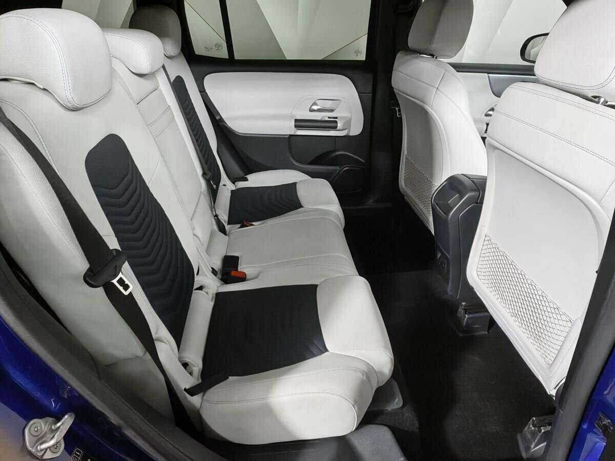 Mercedes-Benz GLB с пробегом — 2021 год. Фото: #11