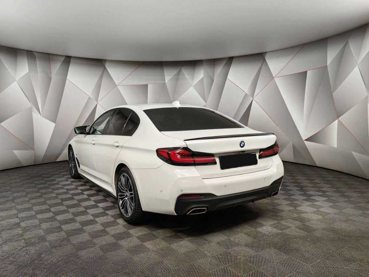 BMW 5 серии с пробегом — 2020 год. Фото: #3