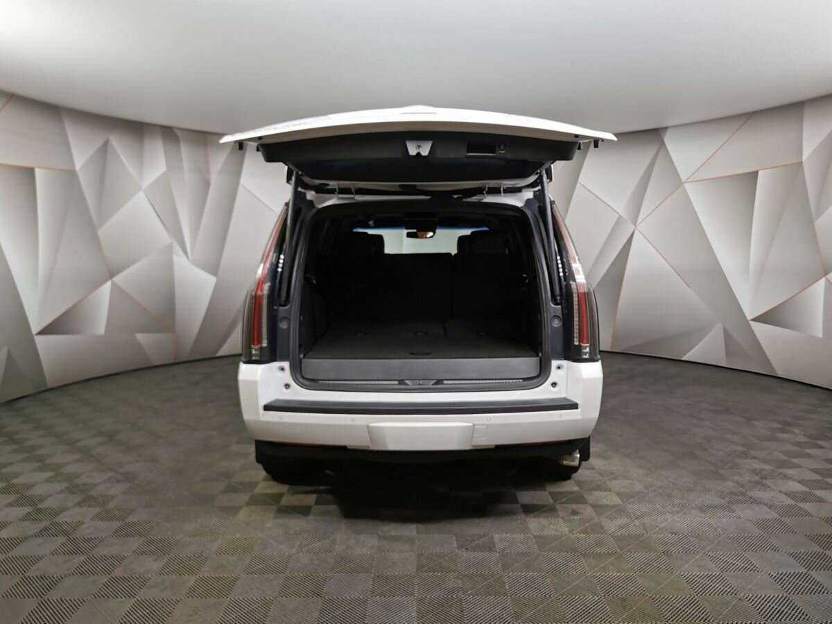 Cadillac Escalade с пробегом — 2016 год. Фото: #21