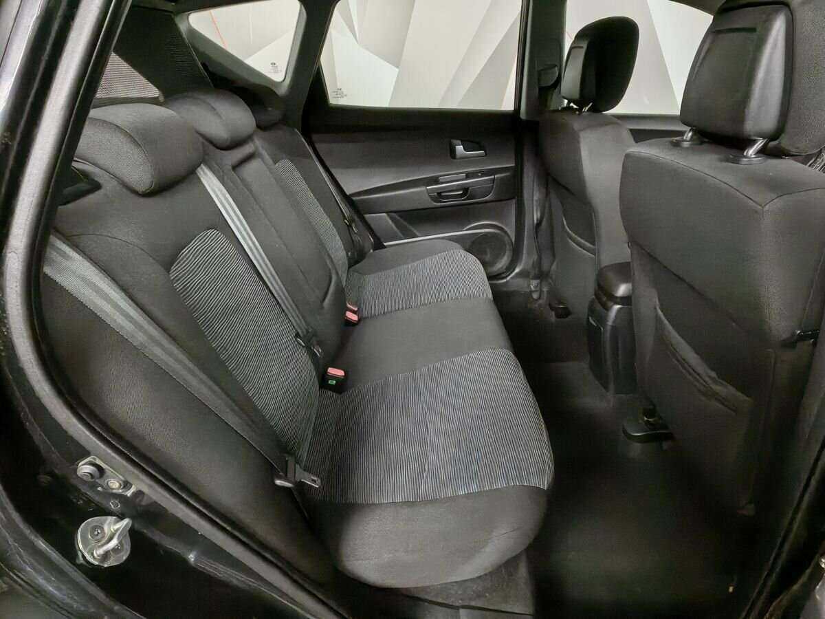 Kia Ceed с пробегом — 2009 год. Фото: #11